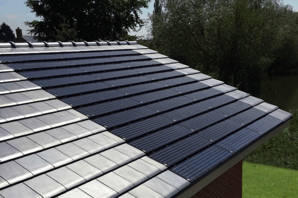Dachówka solarna MAX i dachówka ceramiczna HP10 | Edilians-Zamarat (1)